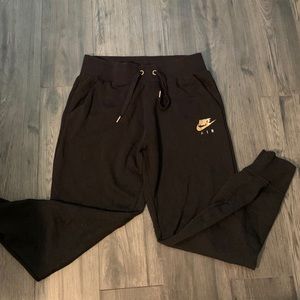 Nike sweatpants!!